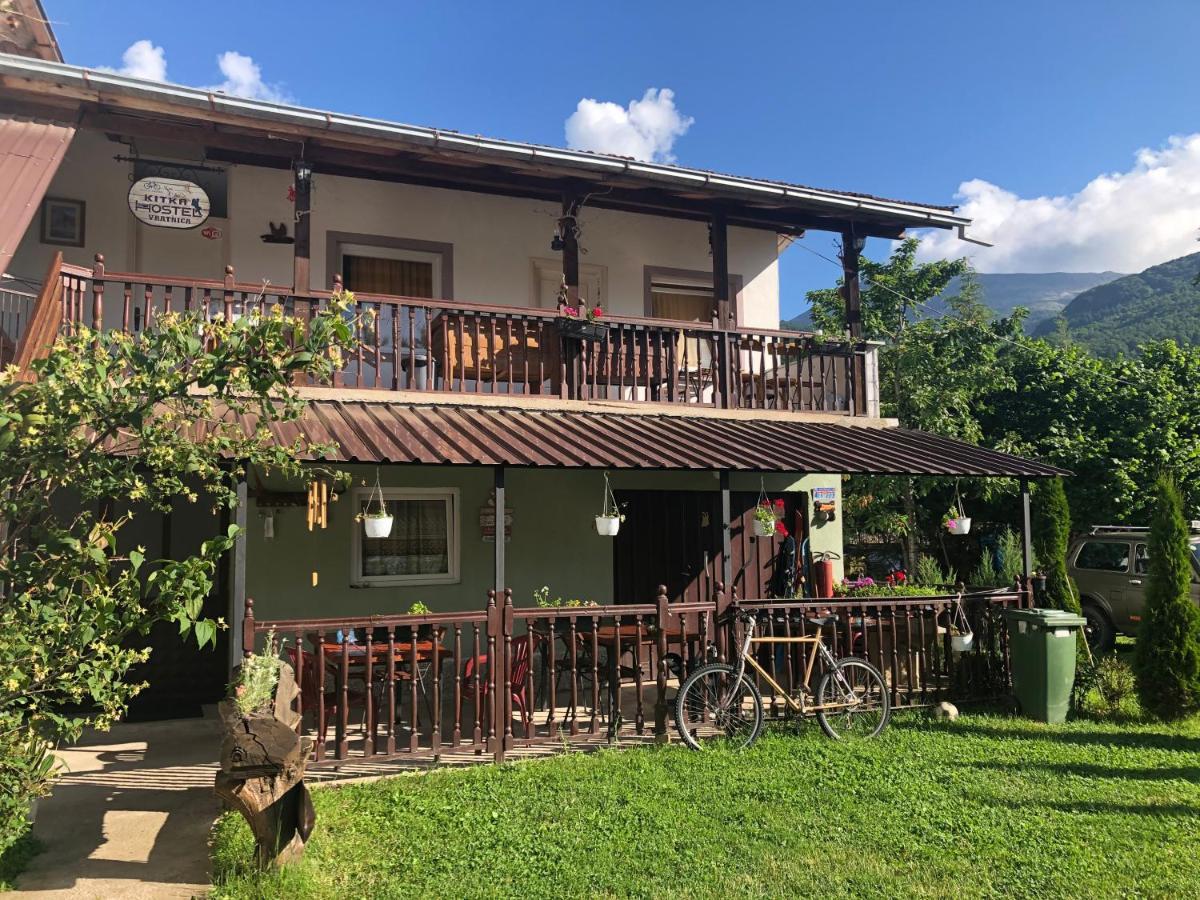 Kitka Hostel - Guest House Vratnica Dış mekan fotoğraf