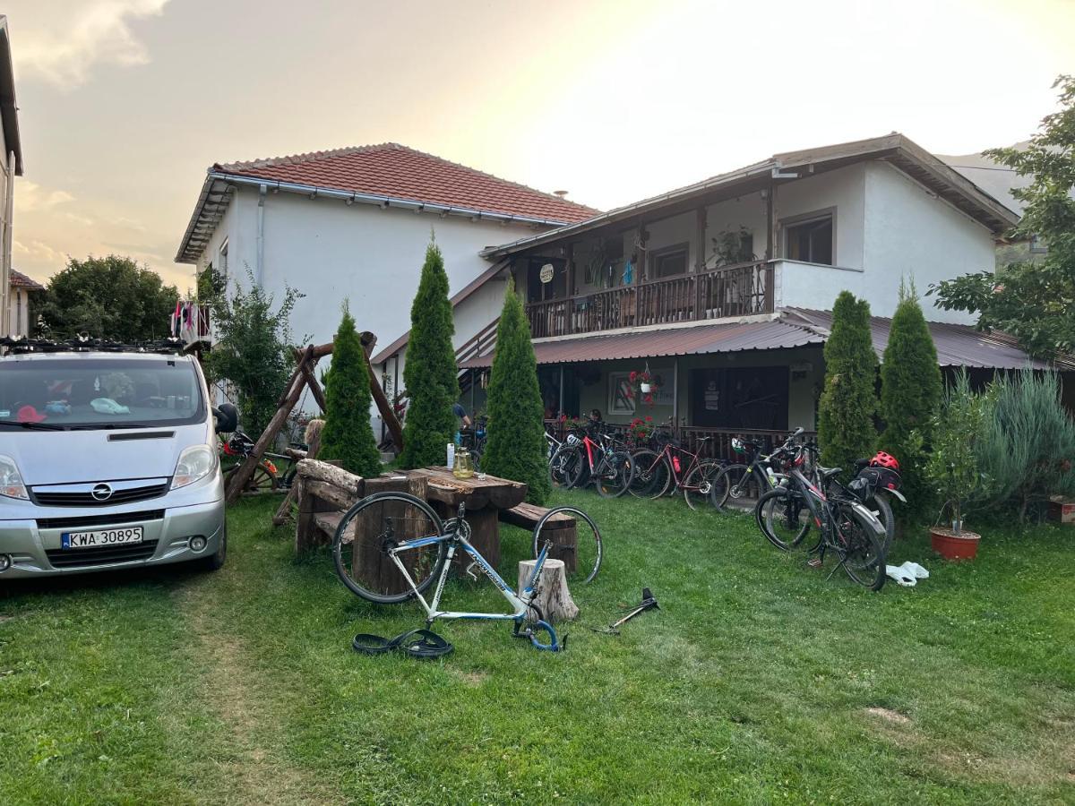 Kitka Hostel - Guest House Vratnica Dış mekan fotoğraf