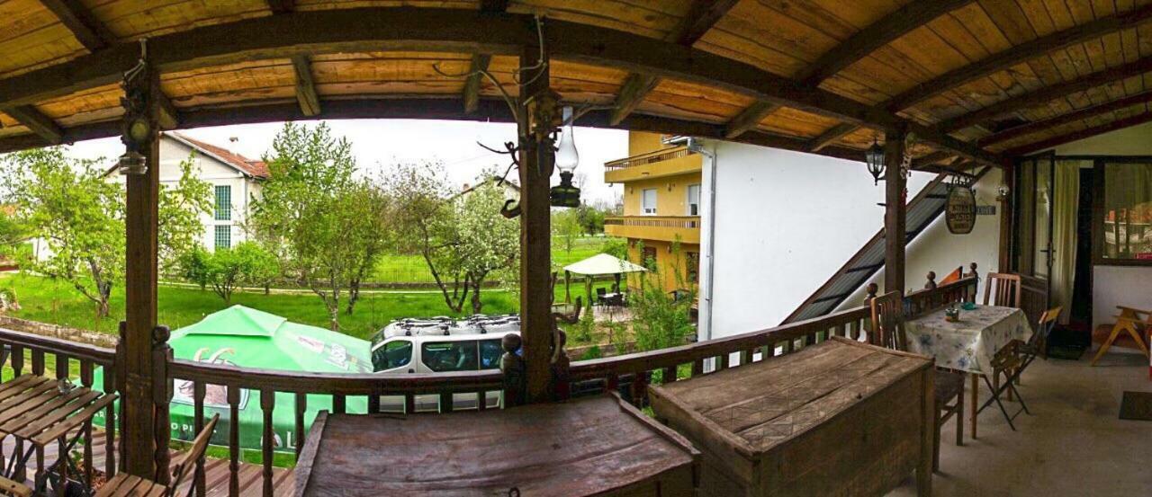 Kitka Hostel - Guest House Vratnica Dış mekan fotoğraf